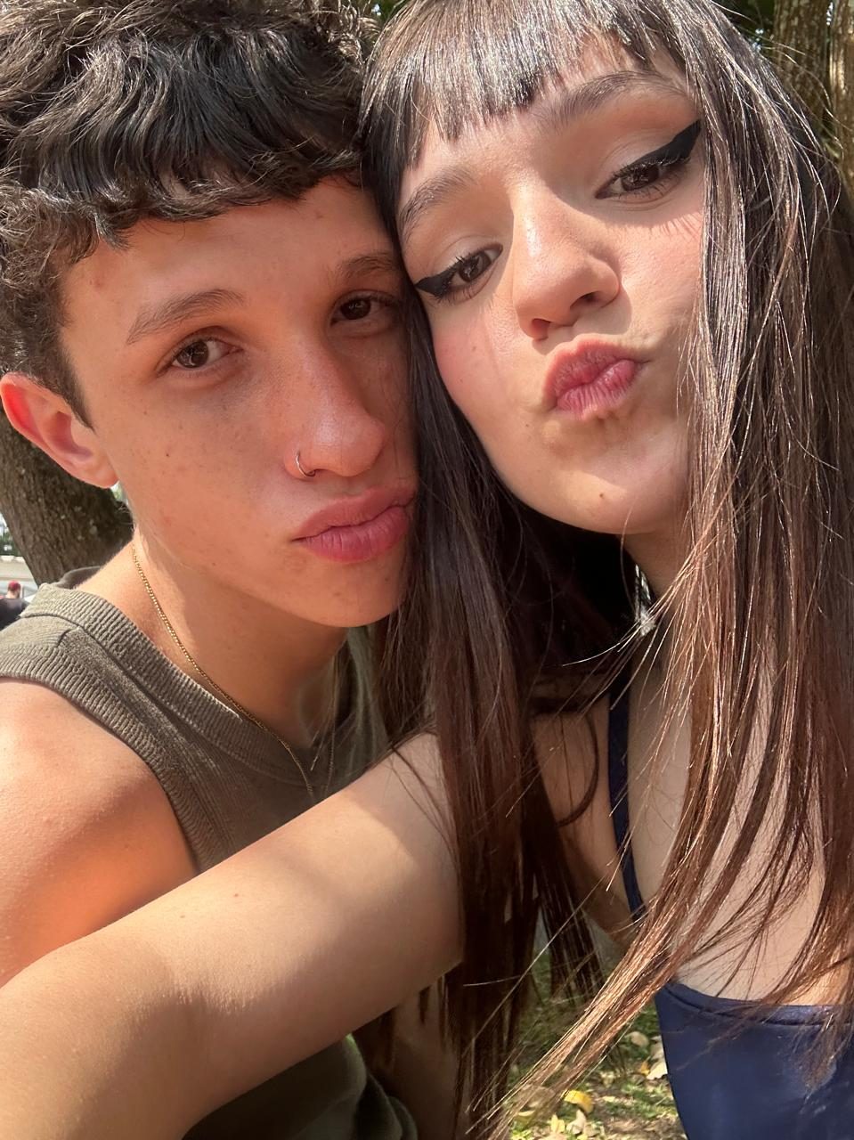 Felipe e Beatriz no parque