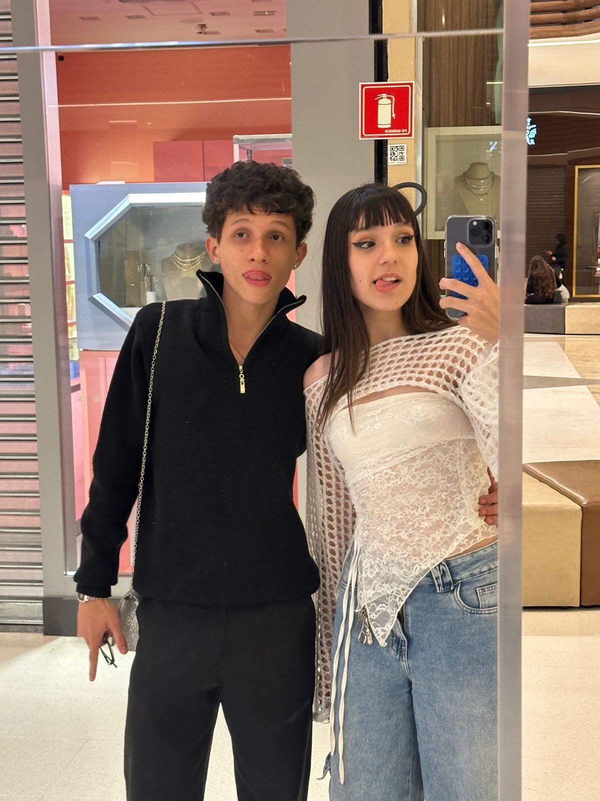 Felipe e Beatriz, dia 23/08