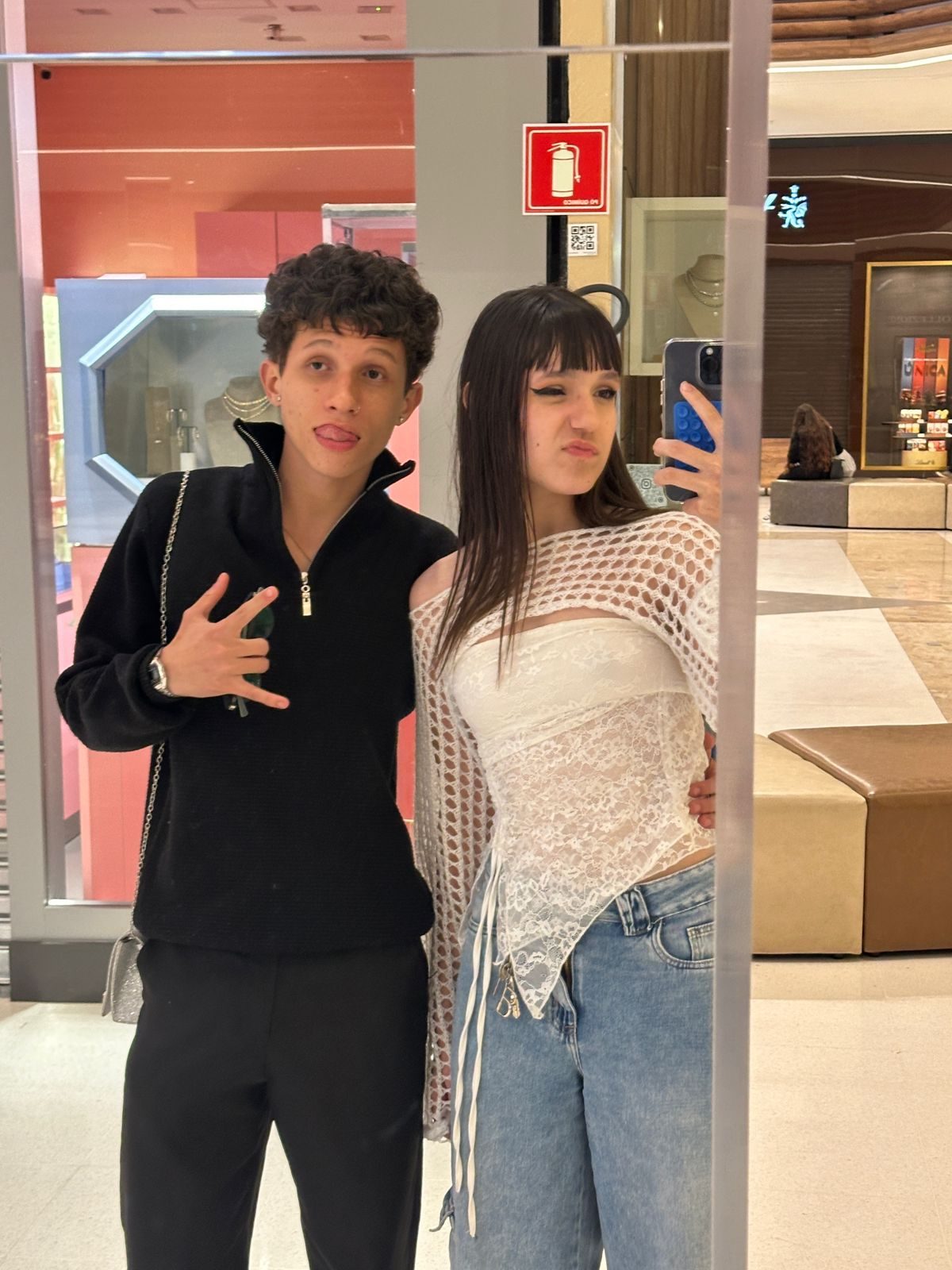 Felipe e Beatriz, dia 23/08